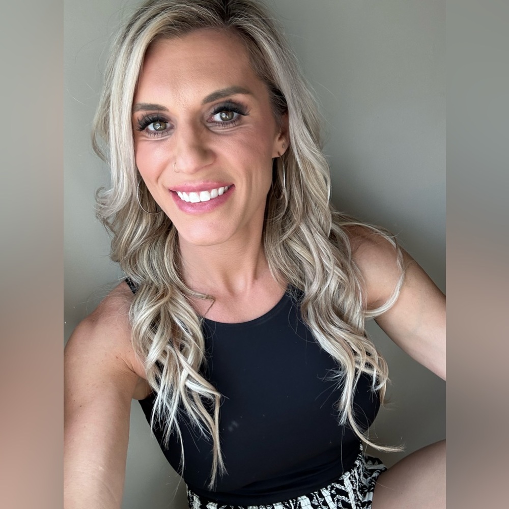 Meet your Posher, Pamela